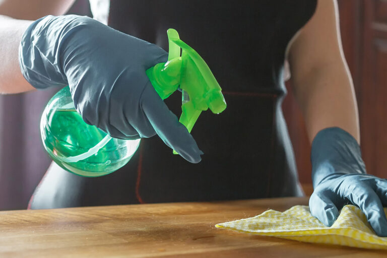 SS-KH_HowToDevelopYourGreenCleaningProgram_KH-HRO.jpg